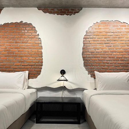 S1 City Hotel Buriram Dış mekan fotoğraf