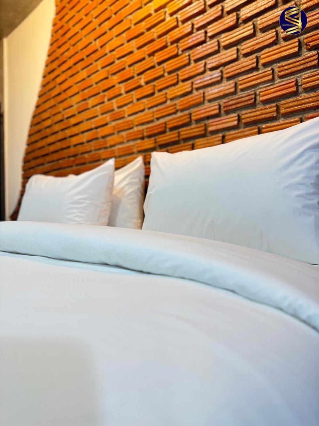 S1 City Hotel Buriram Dış mekan fotoğraf