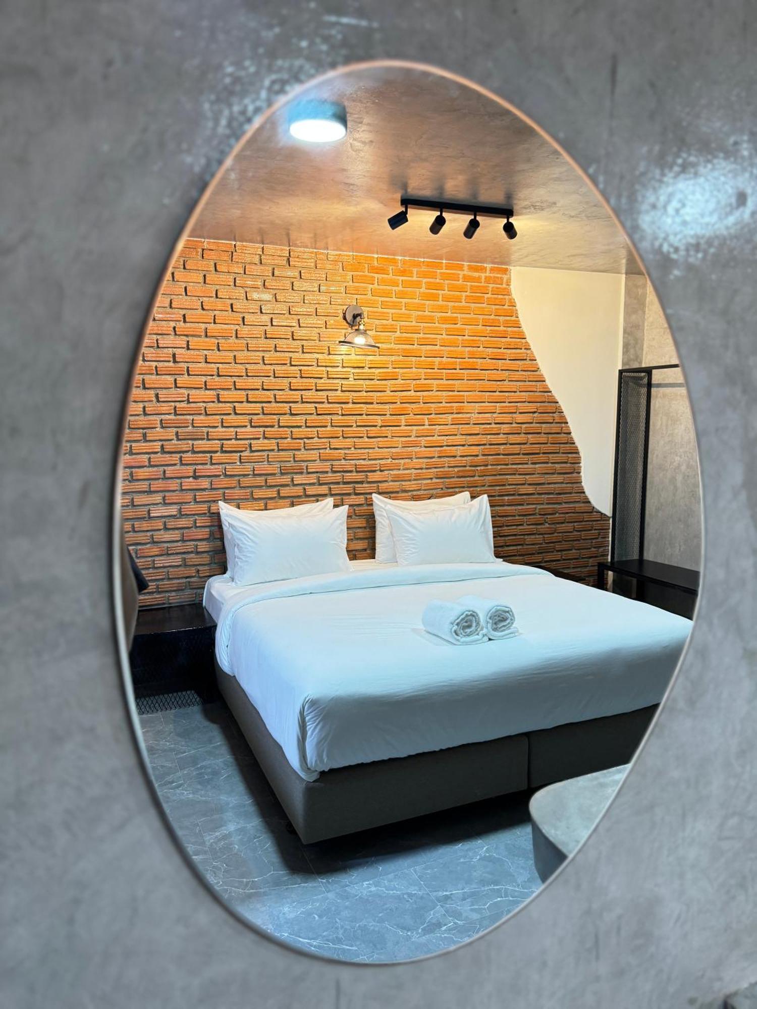 S1 City Hotel Buriram Dış mekan fotoğraf