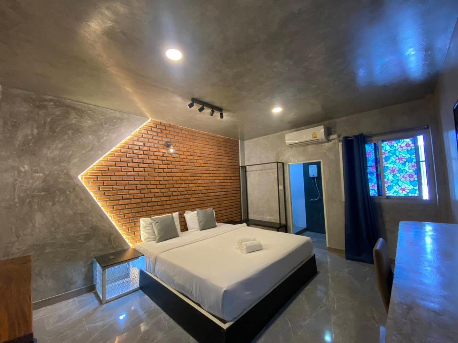 S1 City Hotel Buriram Dış mekan fotoğraf